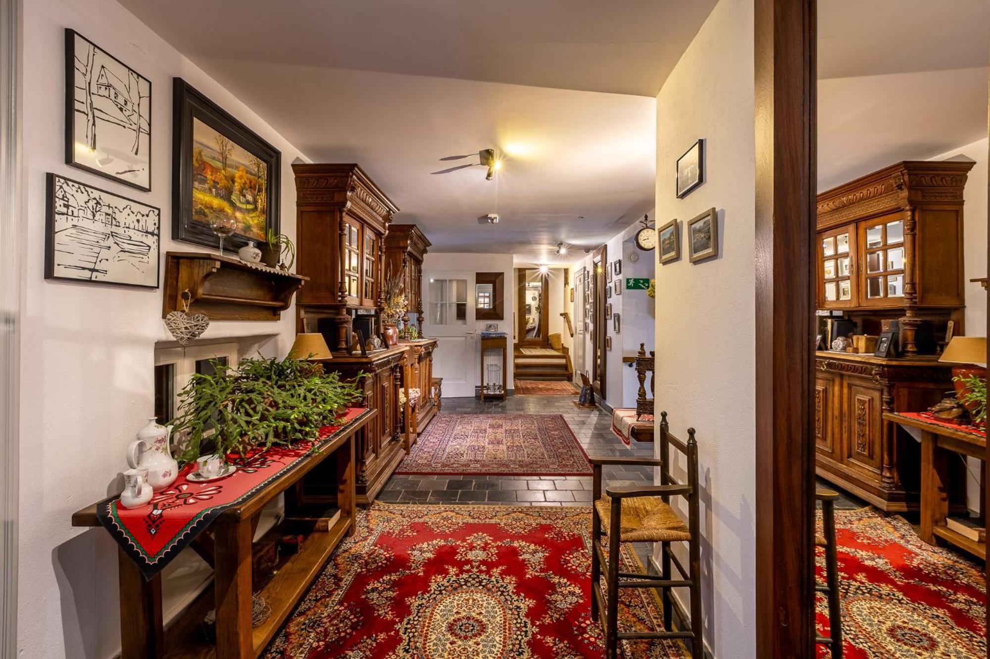 Gosciniec Pod Zajacem Bed & Breakfast Oleśnica Eksteriør bilde