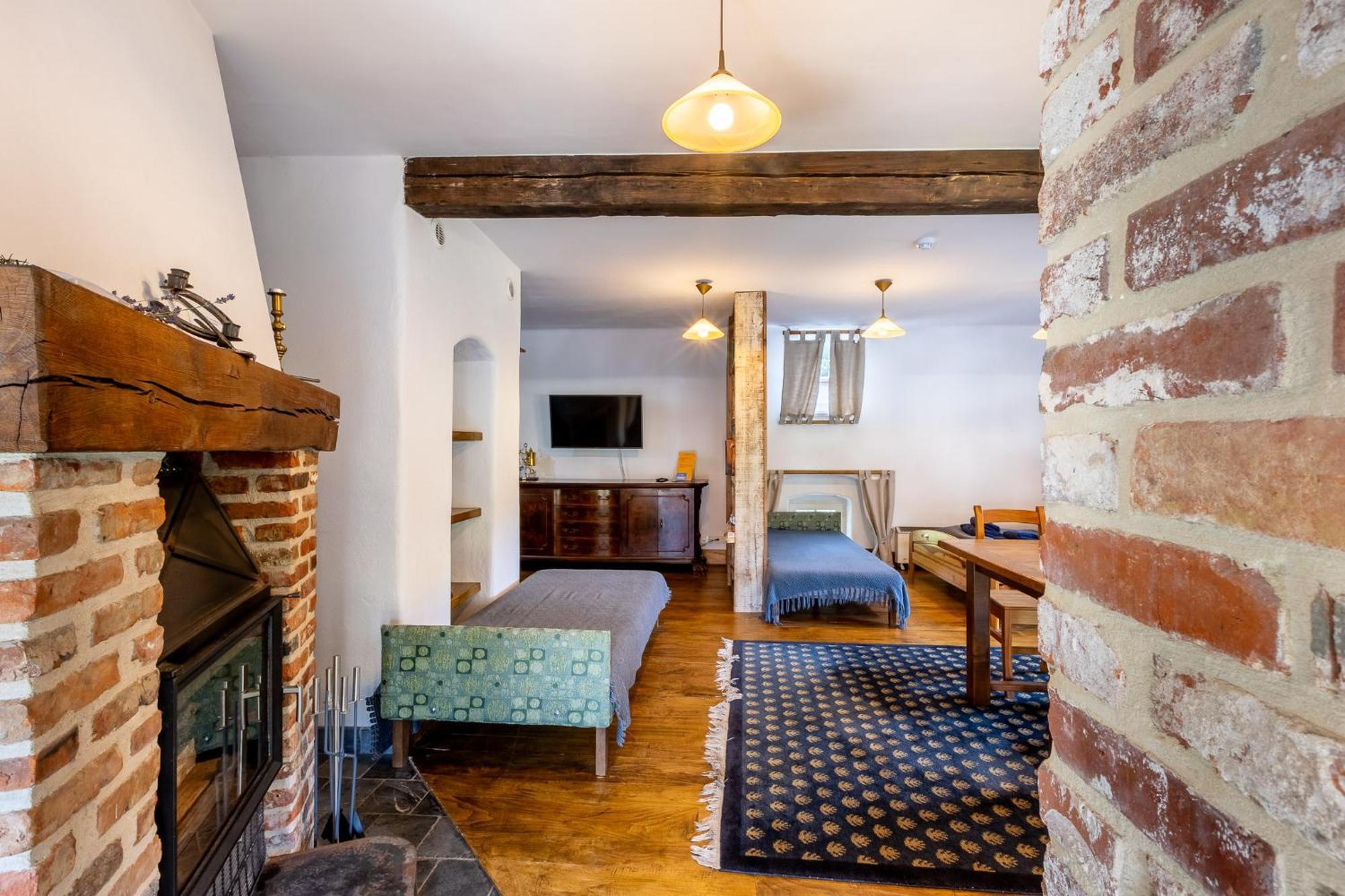 Gosciniec Pod Zajacem Bed & Breakfast Oleśnica Eksteriør bilde