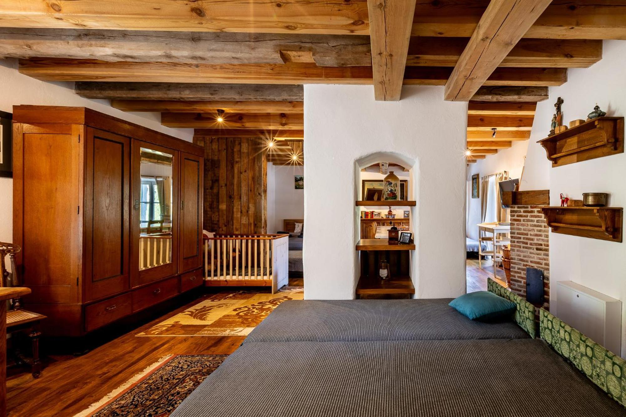 Gosciniec Pod Zajacem Bed & Breakfast Oleśnica Eksteriør bilde