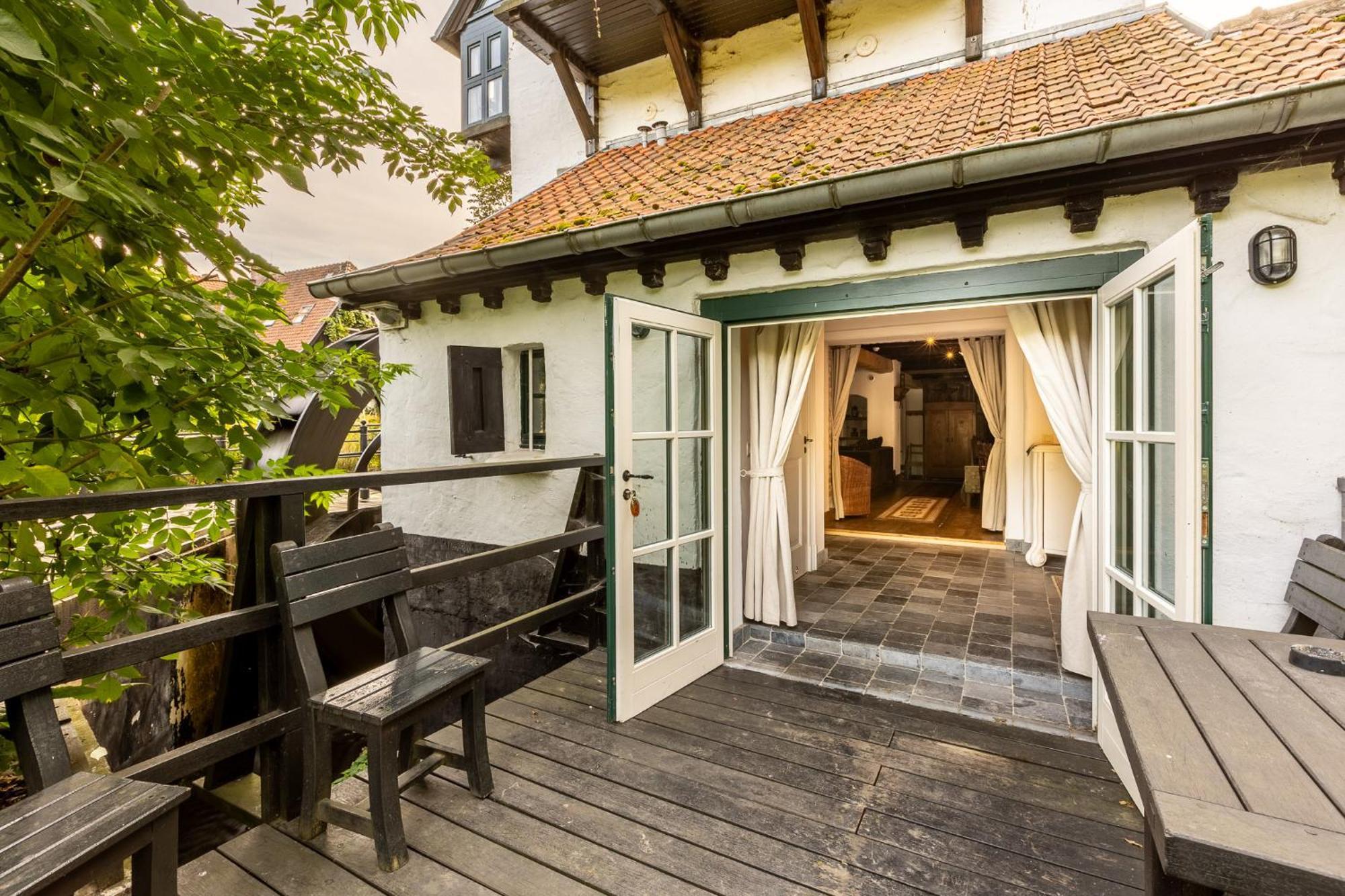 Gosciniec Pod Zajacem Bed & Breakfast Oleśnica Eksteriør bilde