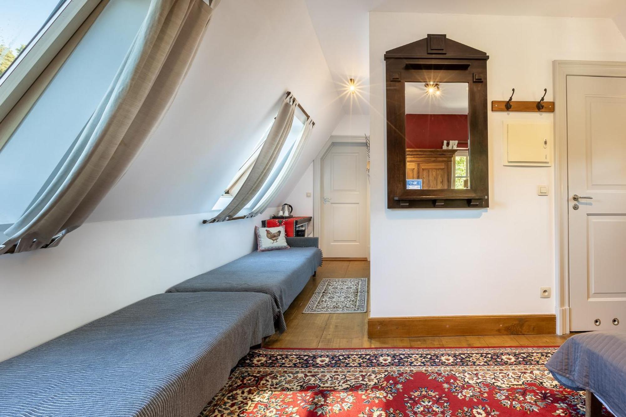Gosciniec Pod Zajacem Bed & Breakfast Oleśnica Eksteriør bilde