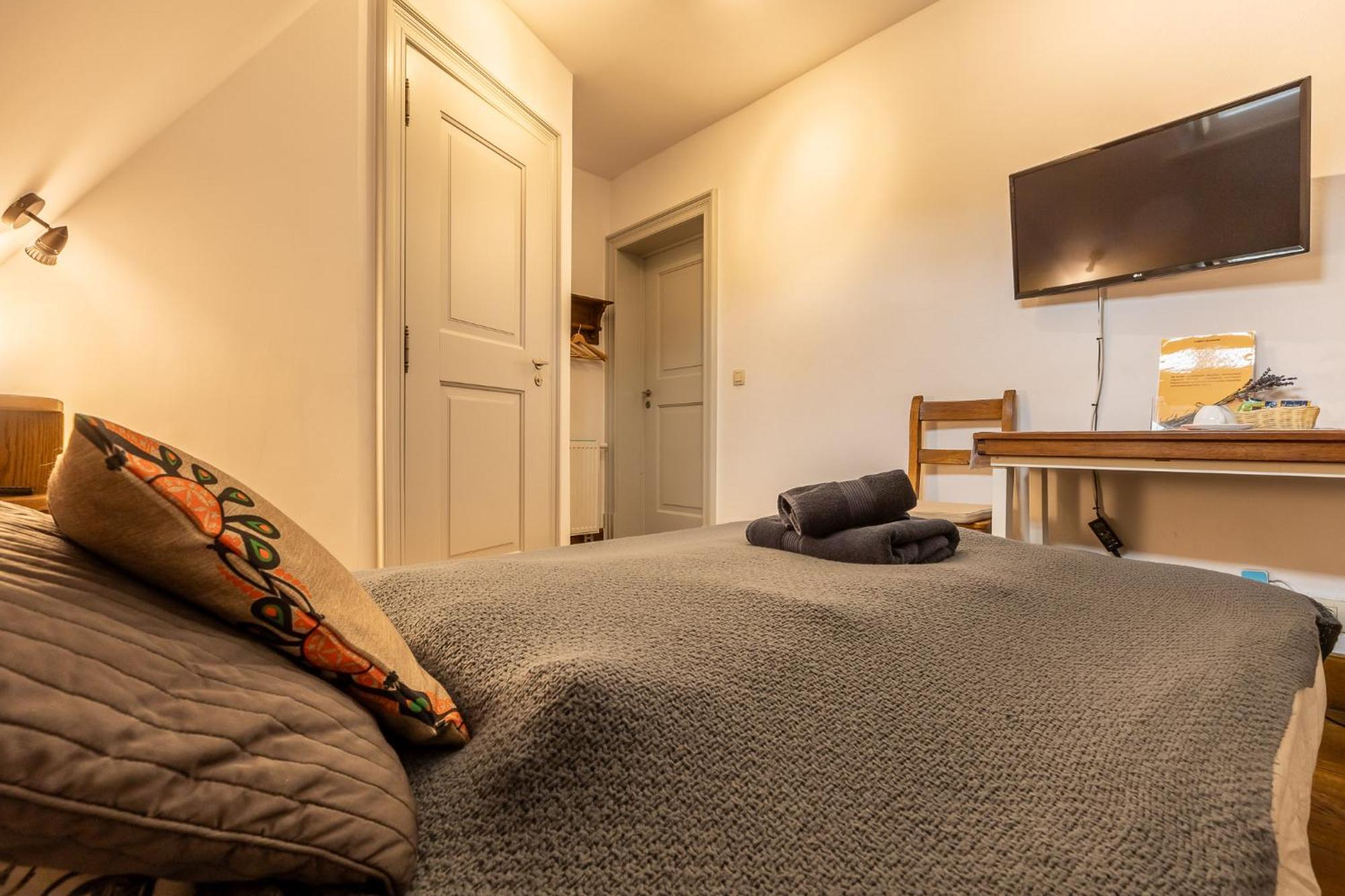 Gosciniec Pod Zajacem Bed & Breakfast Oleśnica Eksteriør bilde