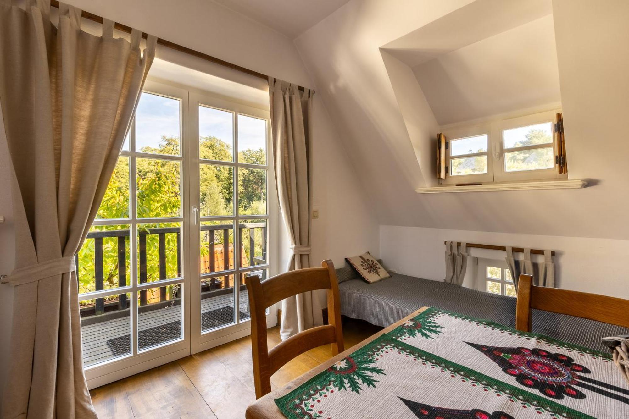 Gosciniec Pod Zajacem Bed & Breakfast Oleśnica Eksteriør bilde